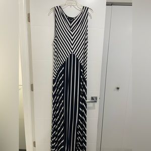 Plus size knit dress